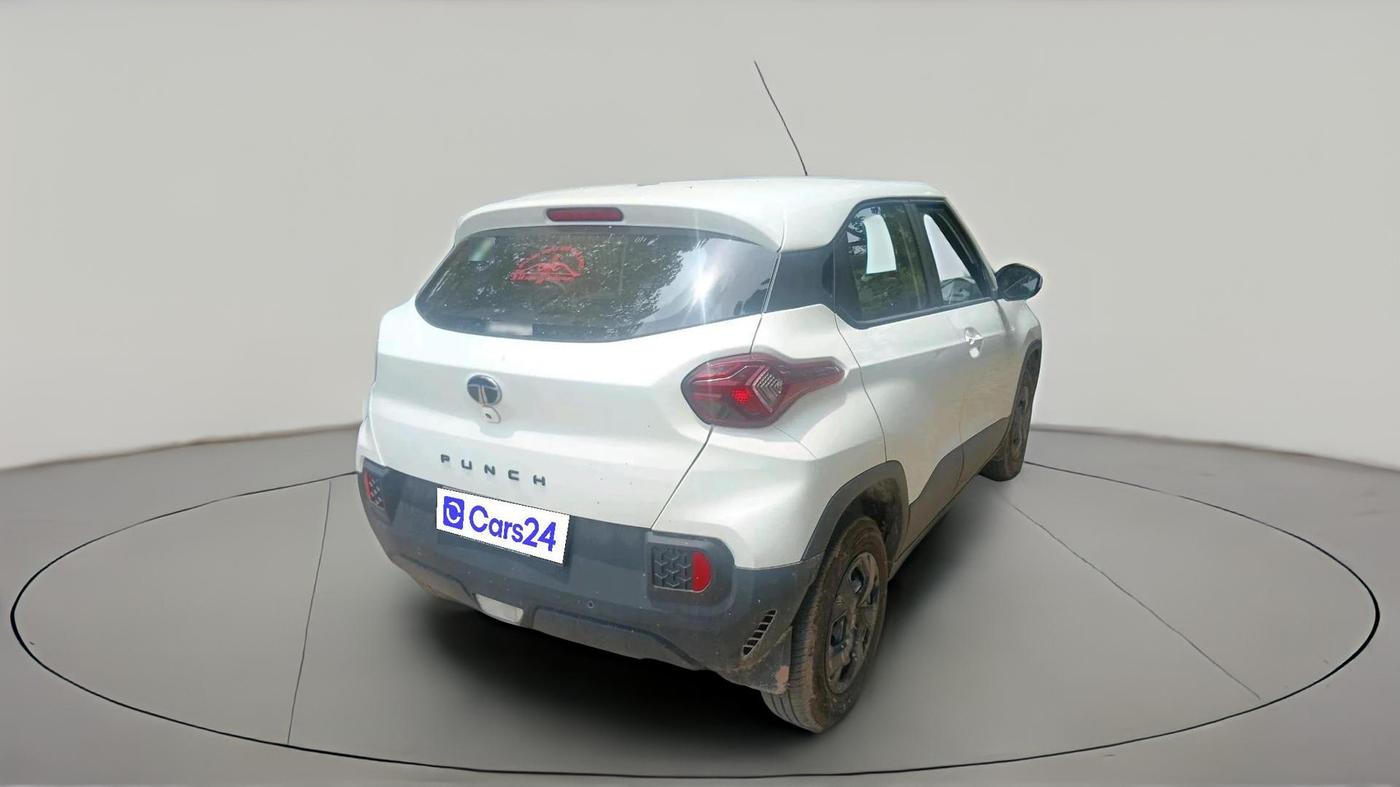 2025 Tata PUNCH Accomplished Plus AMT, Petrol, Automatic, 2,381 km, exterior