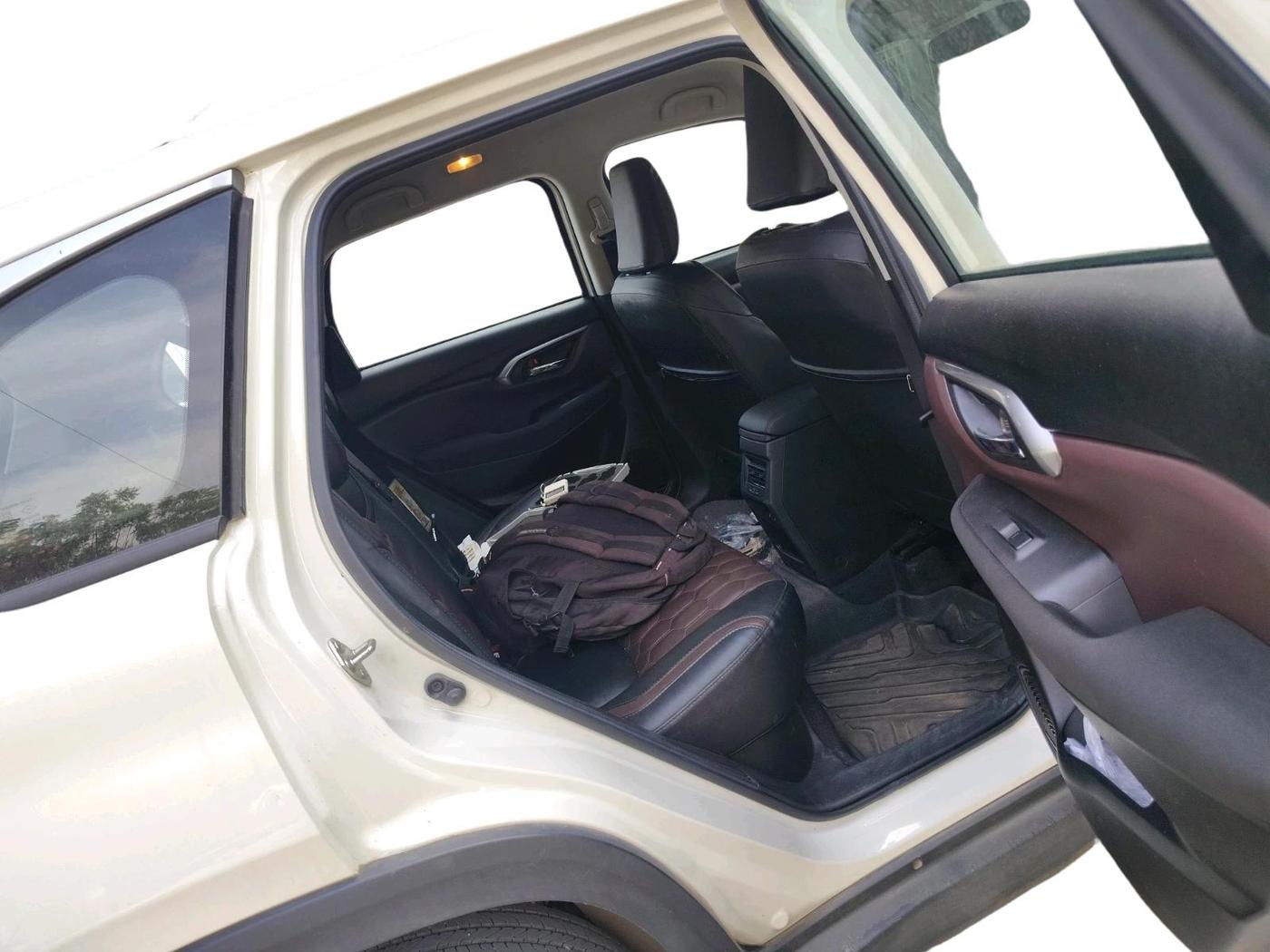 2024 Maruti Grand Vitara DELTA SMART HYBRID, Petrol, Manual, 11,923 km, interior