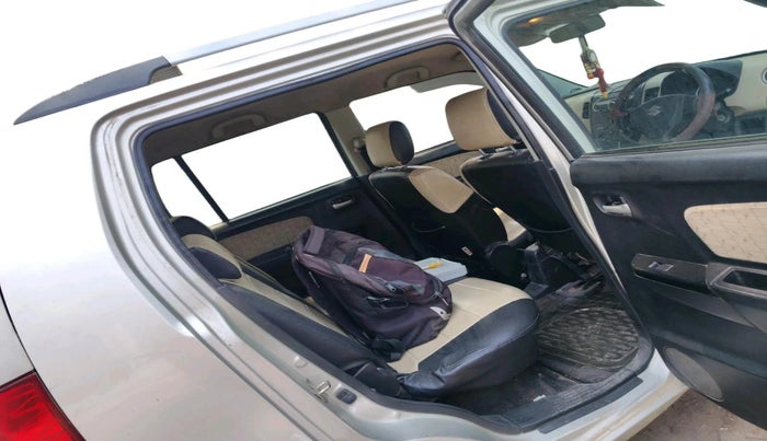 2017 Maruti Wagon R 1.0 VXI, CNG, Manual, 1,38,177 km, interior