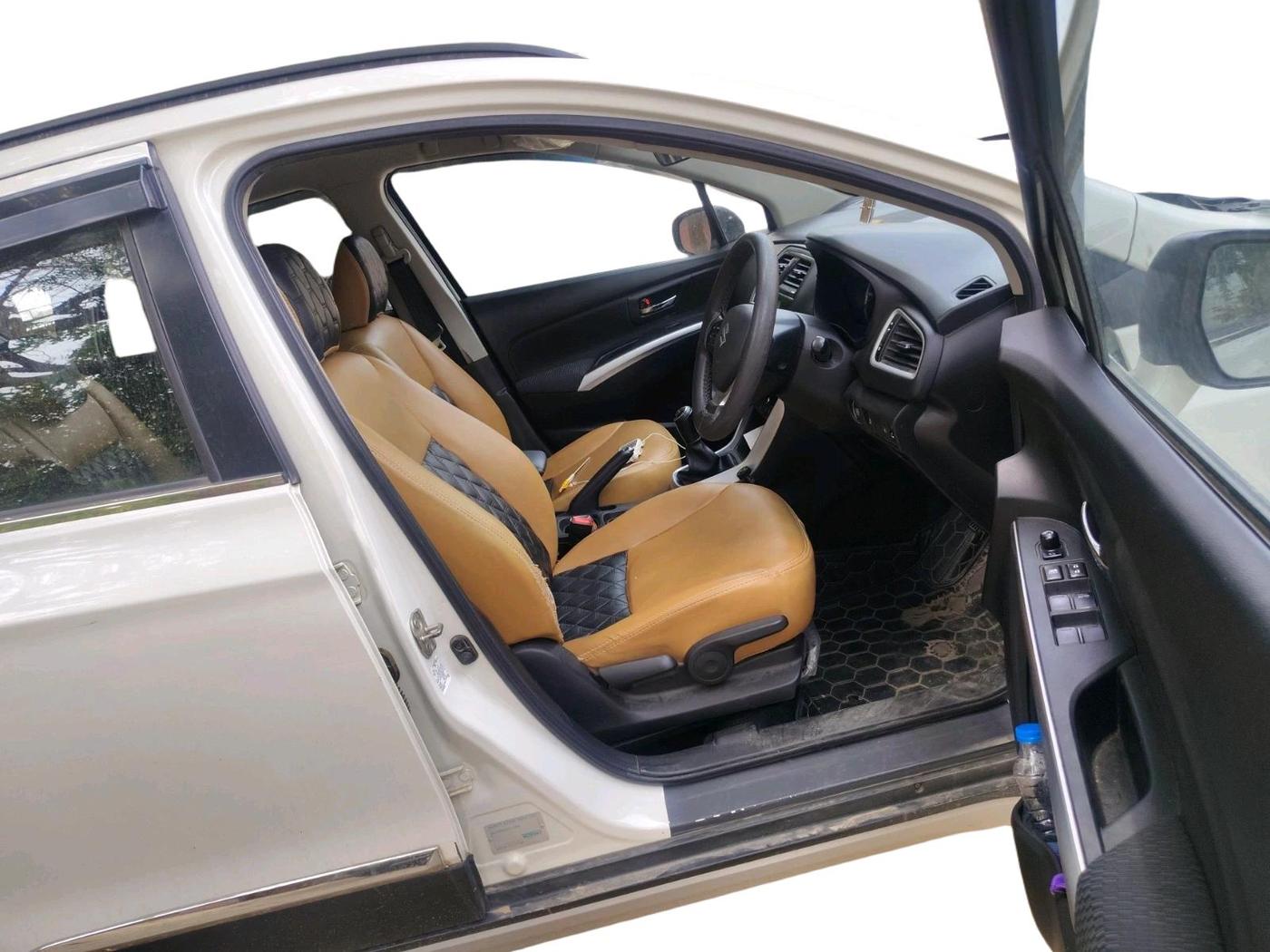 2022 Maruti S Cross ZETA 1.5, Petrol, Manual, 31,947 km, interior