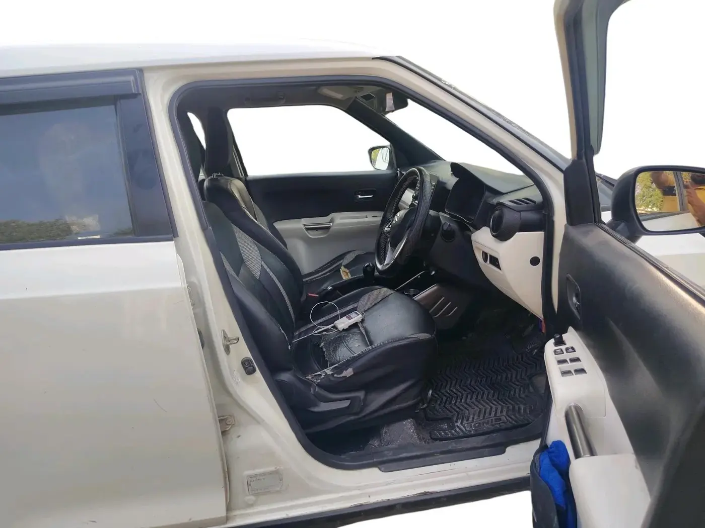 2017 Maruti IGNIS ZETA 1.3, Diesel, Manual, 2,09,921 km, interior