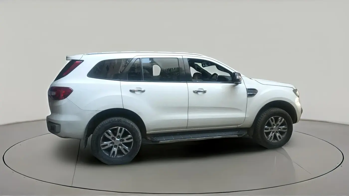 2018 Ford Endeavour TITANIUM 2.2 4X2 AT, Diesel, Automatic, 99,075 km, exterior