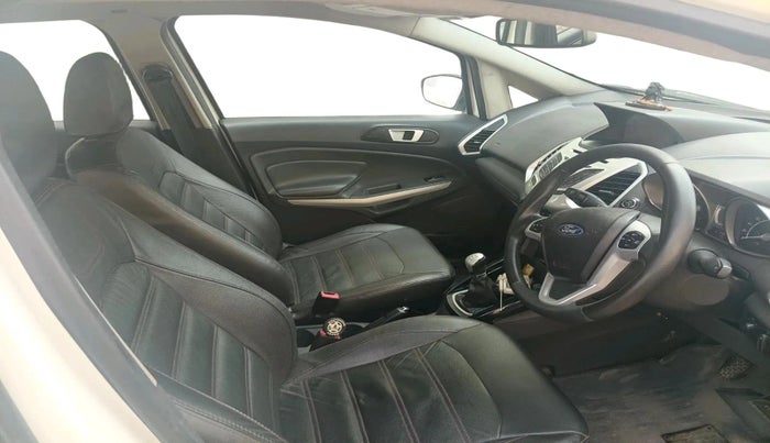 2017 Ford Ecosport TITANIUM 1.5L DIESEL, Diesel, Manual, 1,38,424 km, interior