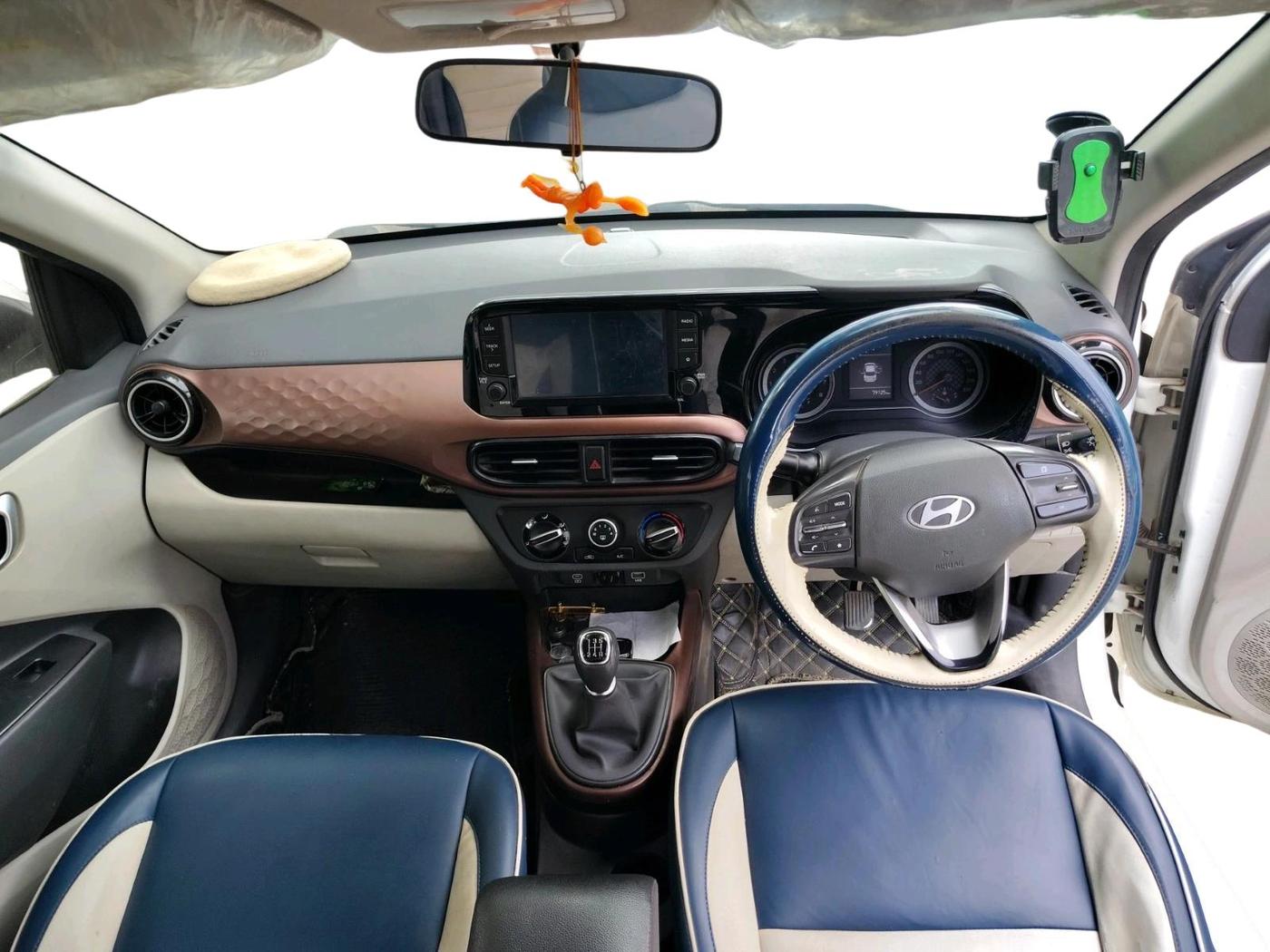 2023 Hyundai AURA SX 1.2 CNG, CNG, Manual, 79,125 km, interior