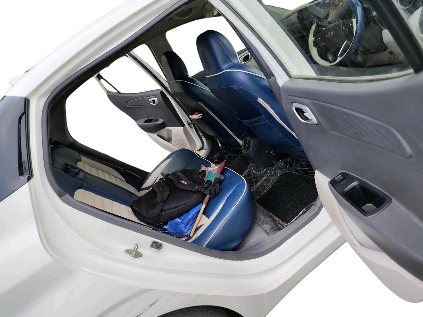 2023 Hyundai AURA SX 1.2 CNG, CNG, Manual, 79,125 km, interior