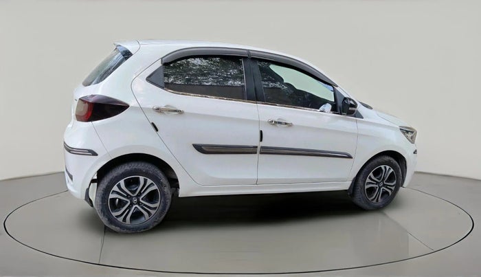 2022 Tata Tiago XT CNG, CNG, Manual, 67,145 km, exterior