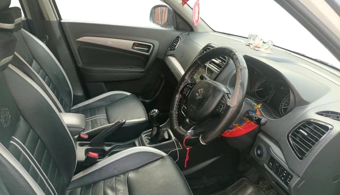 2017 Maruti Vitara Brezza ZDI PLUS, Diesel, Manual, 66,499 km, interior