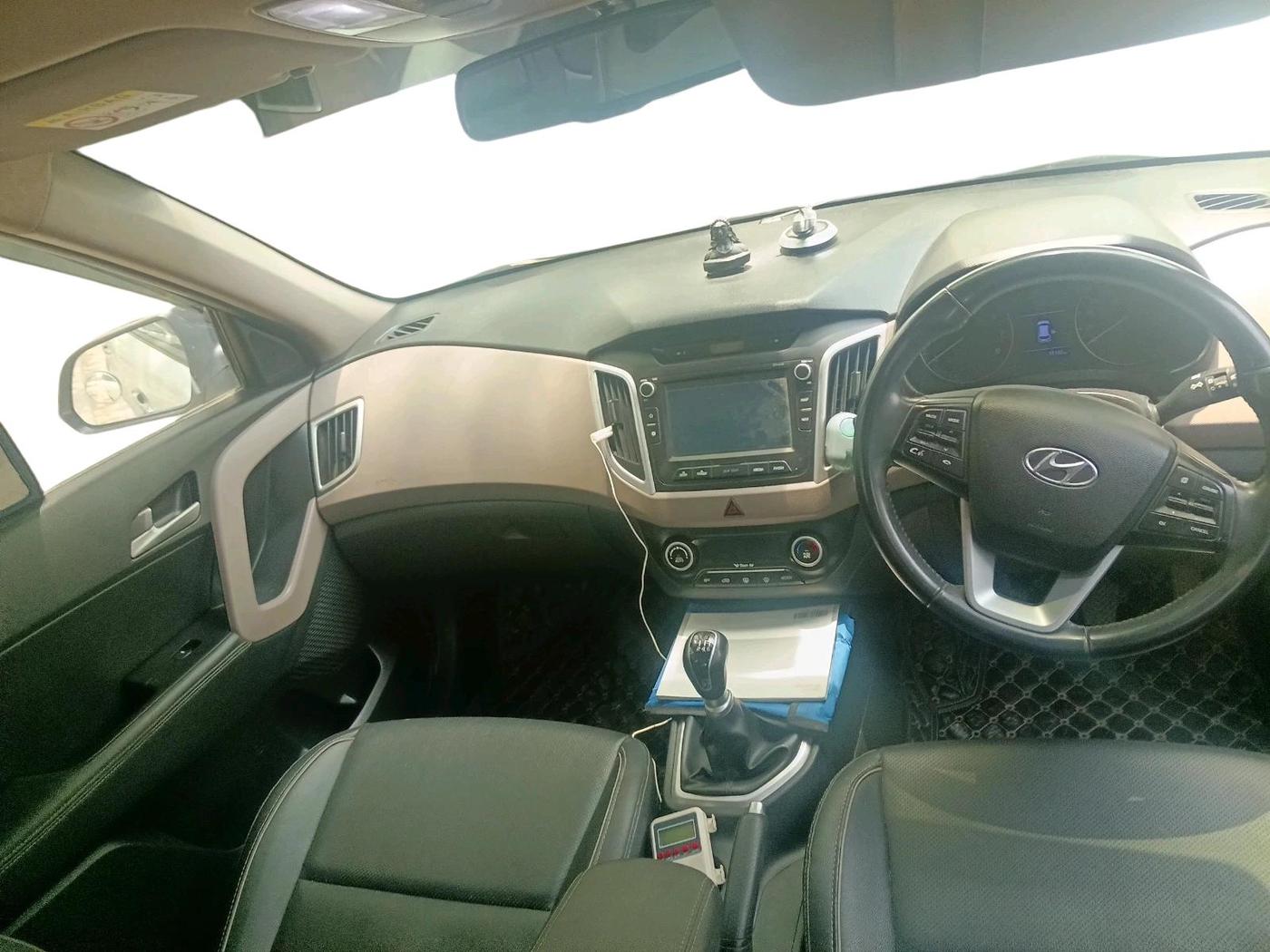 2018 Hyundai Creta SX (O) 1.6 PETROL, Petrol, Manual, 38,188 km, interior