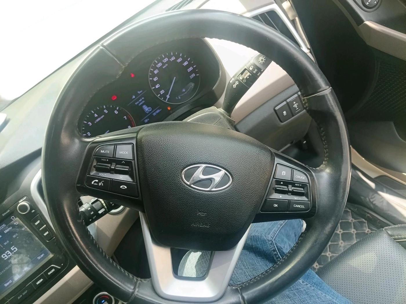 2018 Hyundai Creta SX (O) 1.6 PETROL, Petrol, Manual, 38,188 km, interior