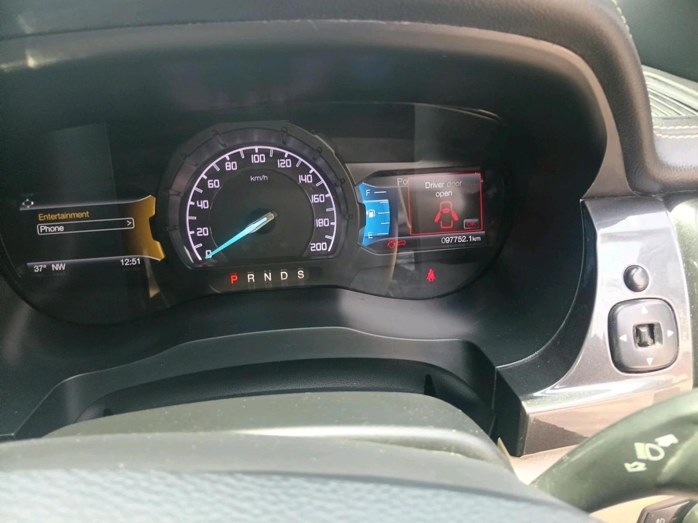 2021 Ford Endeavour TITANIUM PLUS 2.0 4X2 AT SUNROOF, Diesel, Automatic, 97,752 km, interior