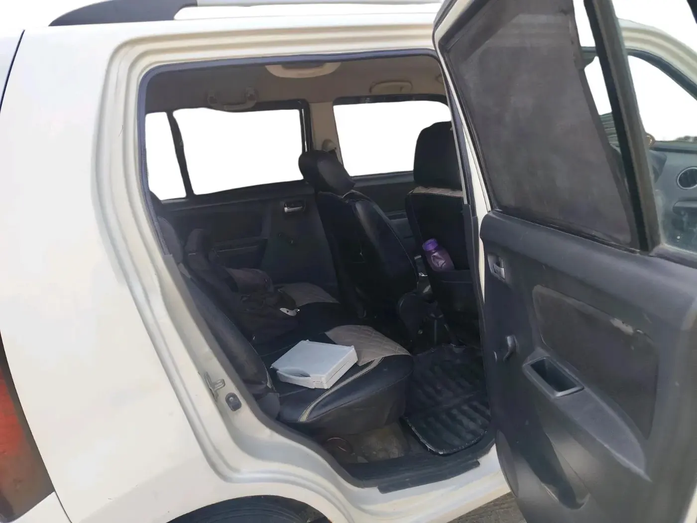 2012 Maruti Wagon R 1.0 LXI CNG, CNG, Manual, 1,11,567 km, interior