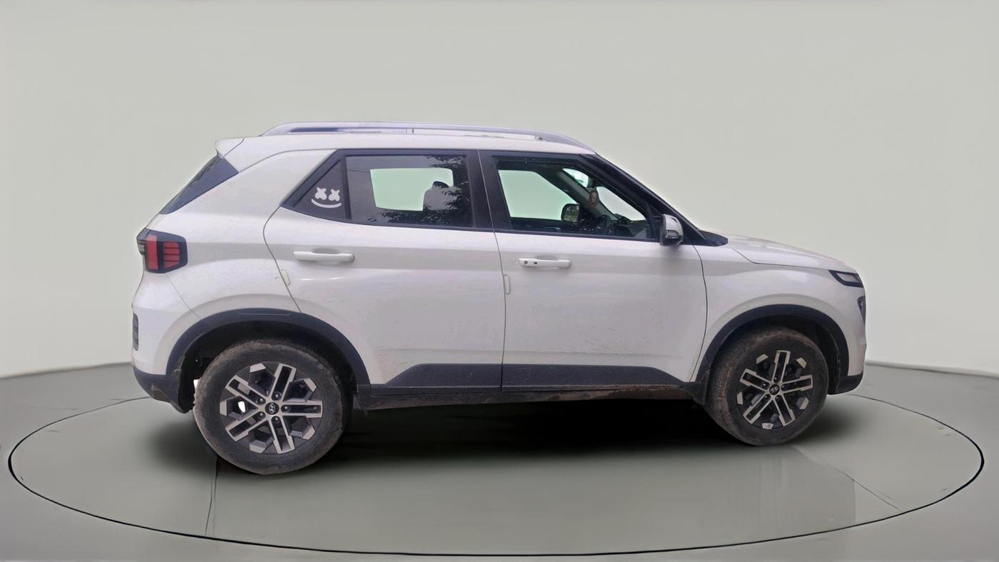 2023 Hyundai VENUE SX 1.5 CRDI, Diesel, Manual, 42,920 km, exterior