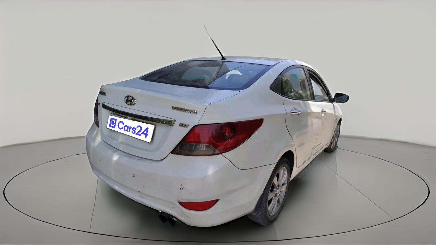 2012 Hyundai Verna FLUIDIC 1.6 CRDI SX OPT, Diesel, Manual, 84,224 km, exterior