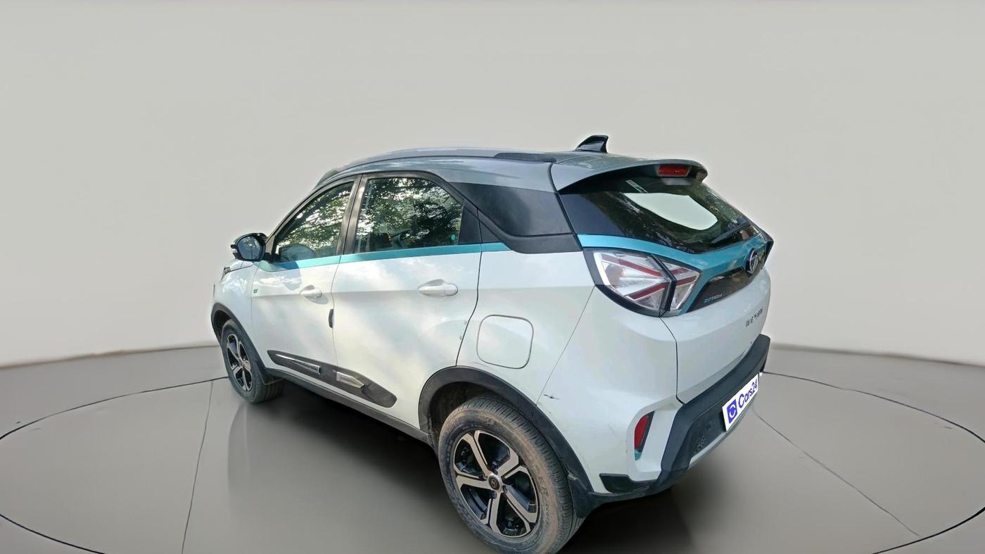2022 Tata NEXON EV XZ PLUS LUX, Electric, Automatic, 51,043 km, exterior
