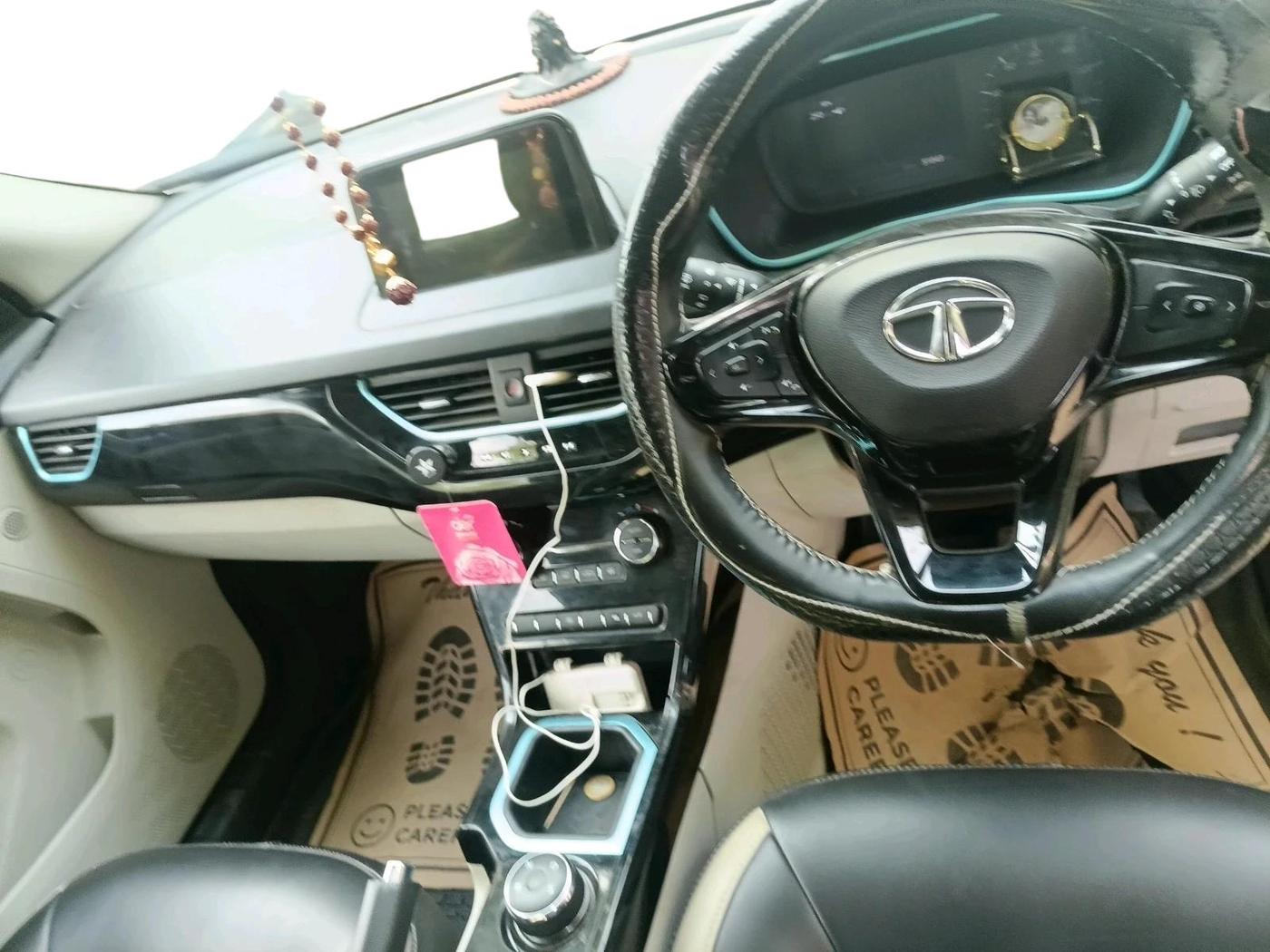 2022 Tata NEXON EV XZ PLUS LUX, Electric, Automatic, 51,043 km, interior