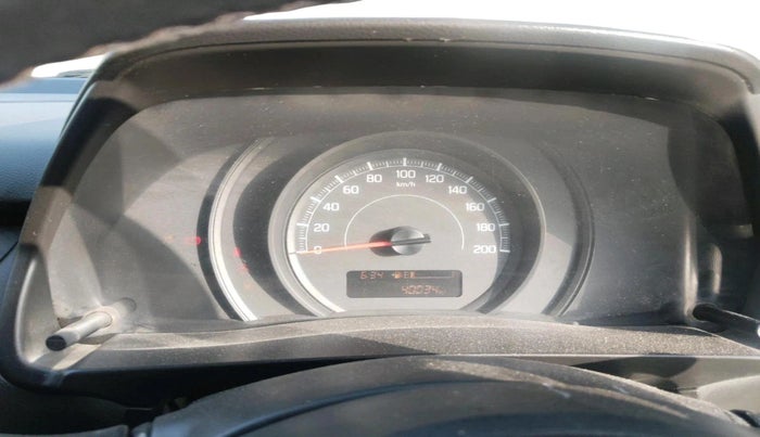 2023 Maruti Swift LXI, Petrol, Manual, 40,034 km, interior