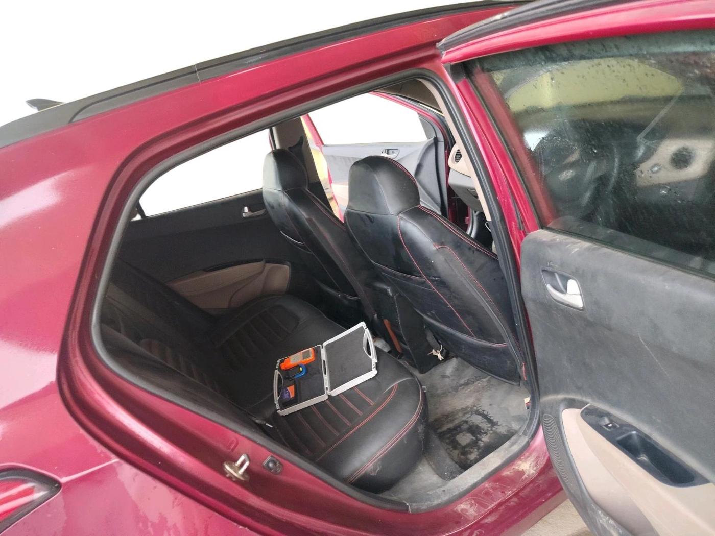2014 Hyundai Grand i10 SPORTZ 1.2 KAPPA VTVT, CNG, Manual, 87,104 km, interior