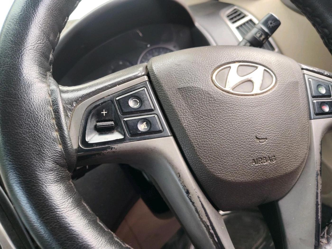 2012 Hyundai i20 SPORTZ 1.2, CNG, Manual, 77,616 km, interior
