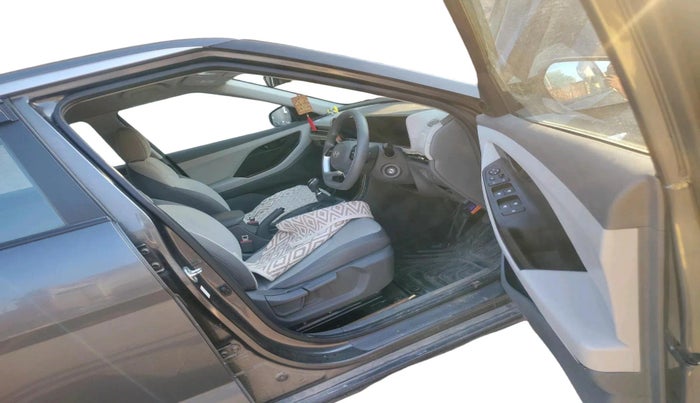 2024 Hyundai Creta E 1.5 PETROL, Petrol, Manual, 15,841 km, interior