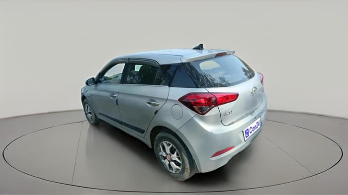 2017 Hyundai Elite i20 SPORTZ 1.2, CNG, Manual, 1,18,662 km, exterior