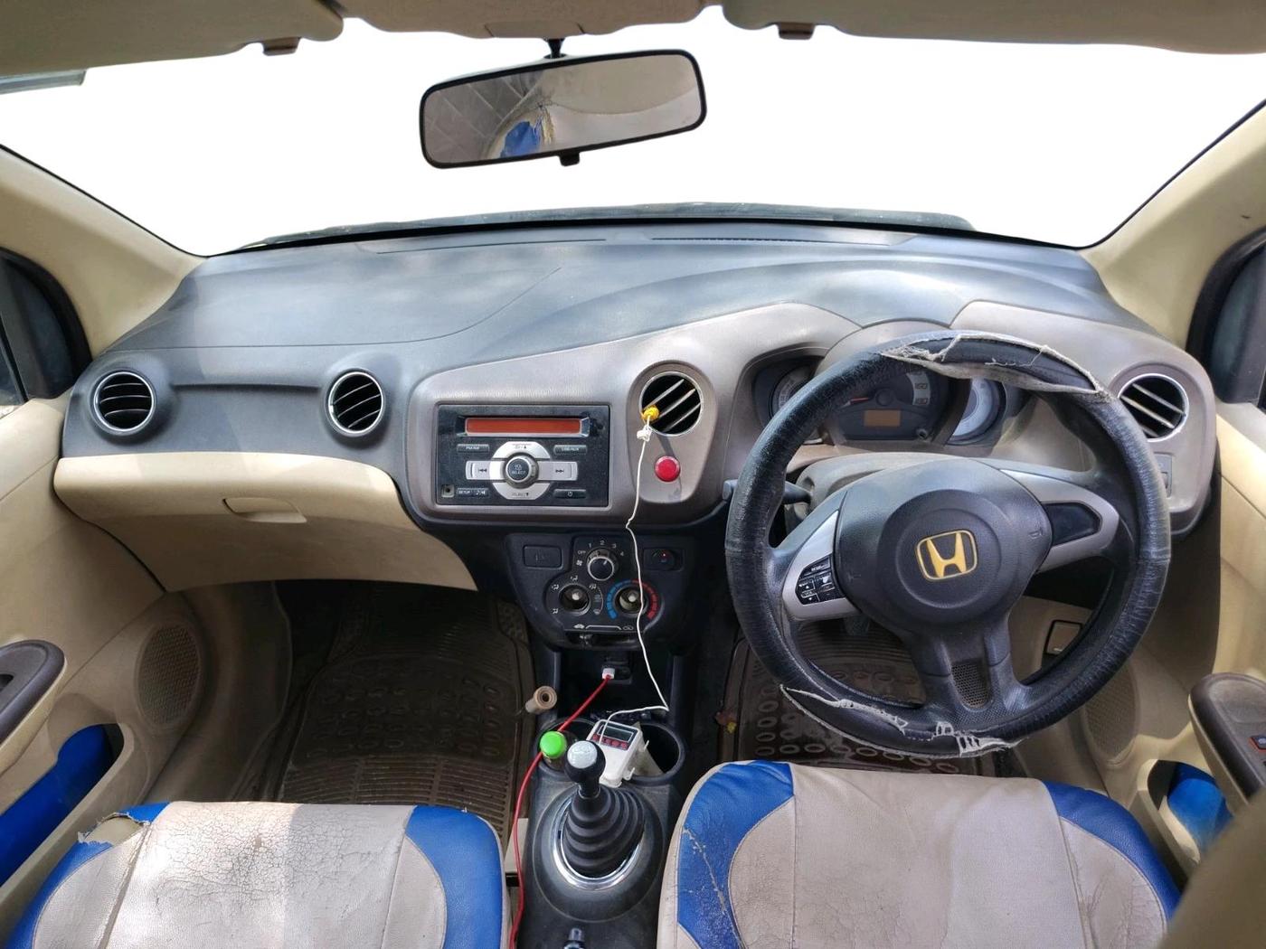 2012 Honda Brio S MT, CNG, Manual, 1,74,966 km, interior