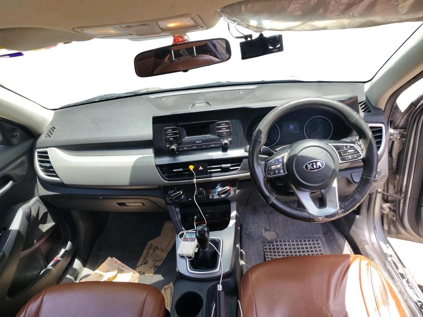 2020 KIA SELTOS HTE 1.5 DIESEL, Diesel, Manual, 1,65,486 km, interior