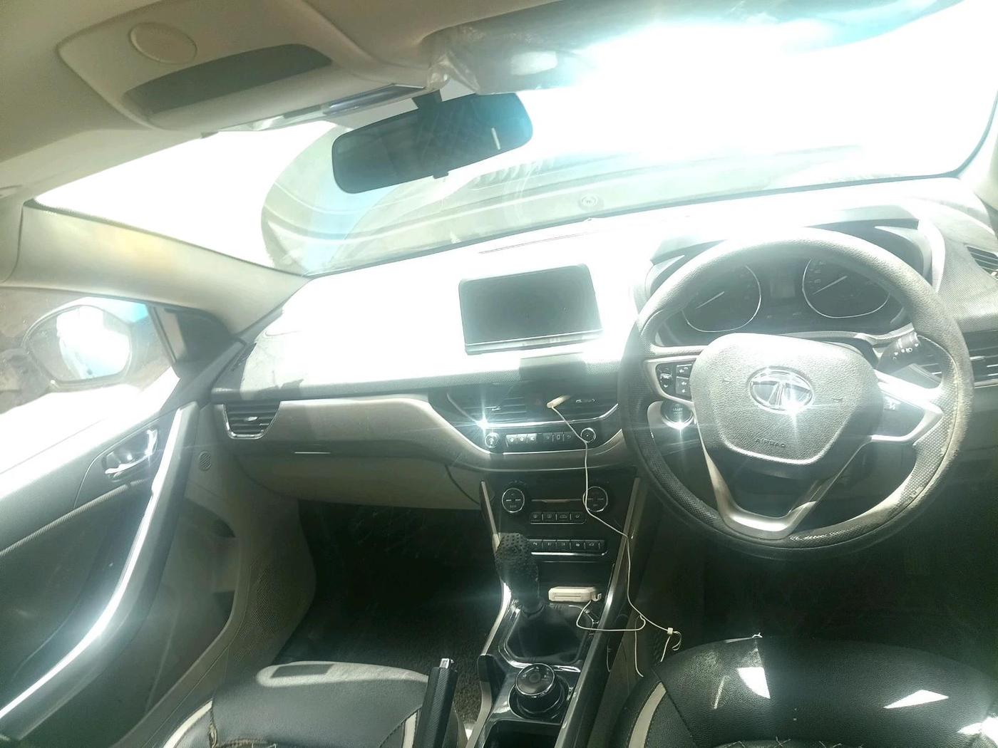 2017 Tata NEXON XZ PLUS DIESEL, Diesel, Manual, 65,616 km, interior