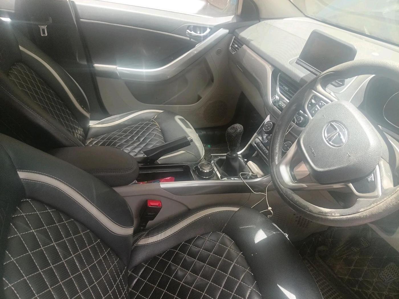 2017 Tata NEXON XZ PLUS DIESEL, Diesel, Manual, 65,616 km, interior