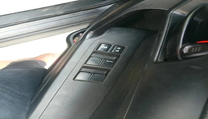 2019 Maruti Vitara Brezza VDI, Diesel, Manual, 1,48,462 km, interior