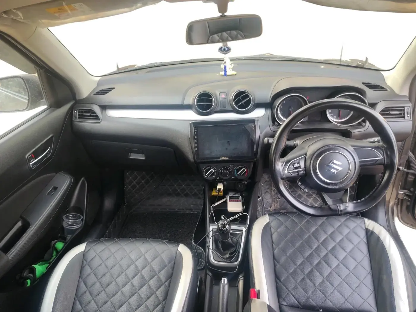2023 Maruti Swift VXI, Petrol, Manual, 32,849 km, interior