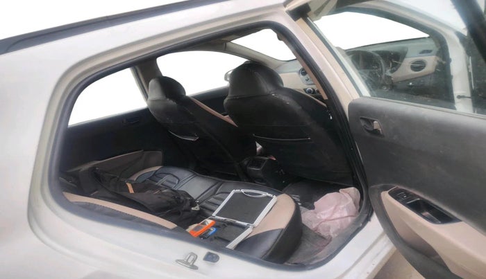 2018 Hyundai Grand i10 MAGNA 1.2 KAPPA VTVT, CNG, Manual, 71,552 km, interior