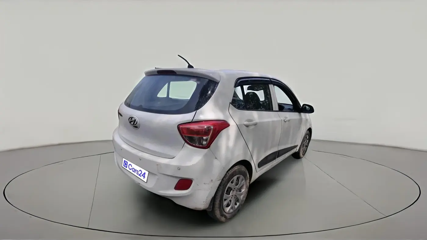 2013 Hyundai Grand i10 MAGNA 1.2 KAPPA VTVT, Petrol, Manual, 1,16,500 km, exterior