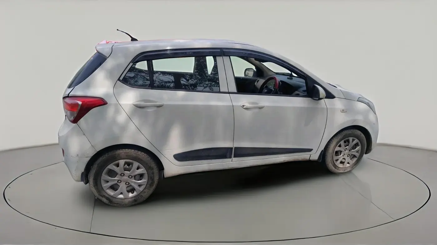 2013 Hyundai Grand i10 MAGNA 1.2 KAPPA VTVT, Petrol, Manual, 1,16,500 km, exterior
