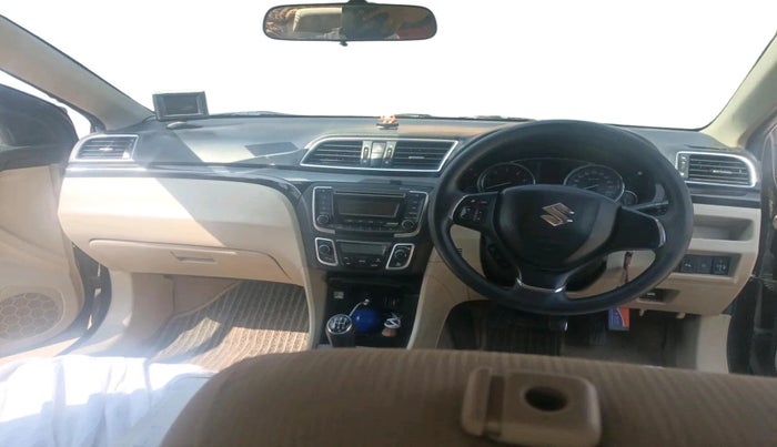 2017 Maruti Ciaz DELTA DIESEL 1.3, Diesel, Manual, 78,494 km, interior