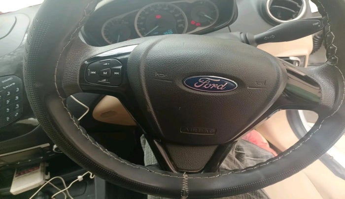 2017 Ford Figo Aspire TITANIUM 1.2 PETROL, Petrol, Manual, 98,042 km, interior