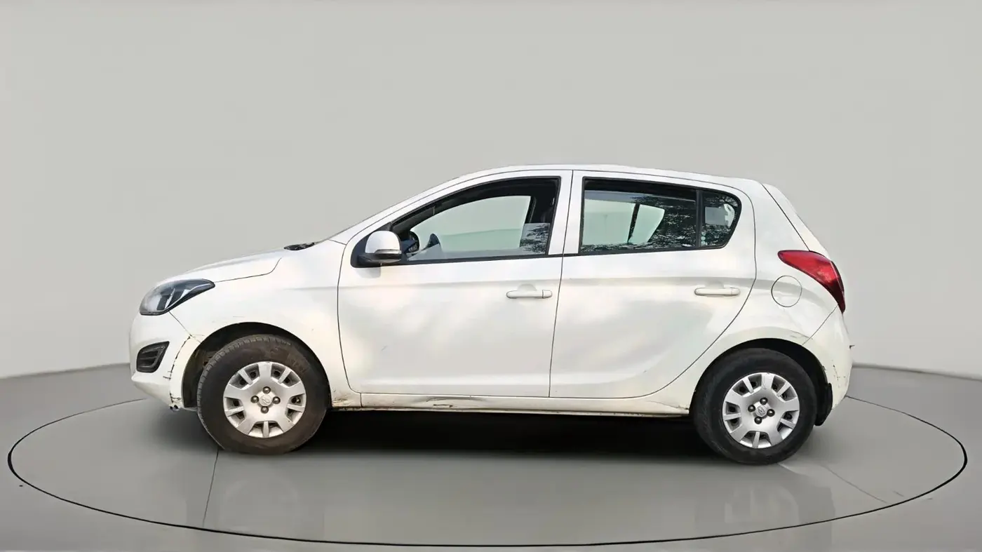 2013 Hyundai i20 MAGNA (O) 1.2, Petrol, Manual, 29,145 km, exterior