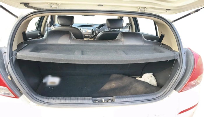 2013 Hyundai i20 MAGNA (O) 1.2, Petrol, Manual, 29,145 km, exterior