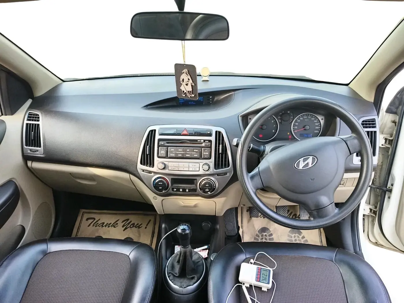 2013 Hyundai i20 MAGNA (O) 1.2, Petrol, Manual, 29,145 km, interior