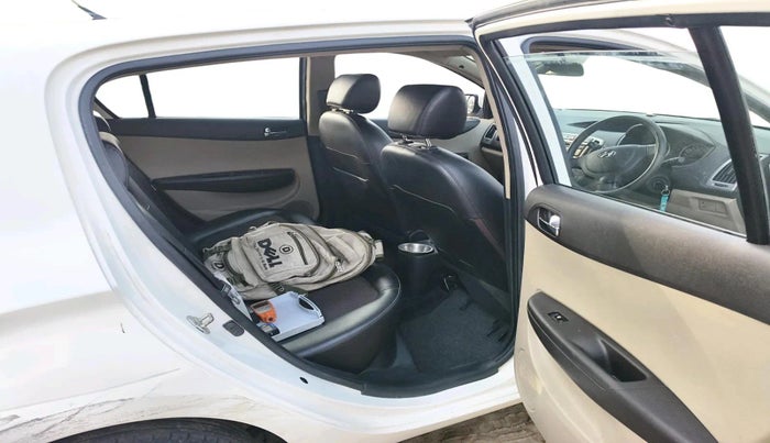 2013 Hyundai i20 MAGNA (O) 1.2, Petrol, Manual, 29,145 km, interior