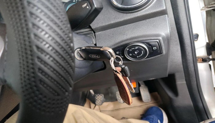 2015 Ford New Figo TREND 1.5L DIESEL, Diesel, Manual, 1,26,979 km, interior