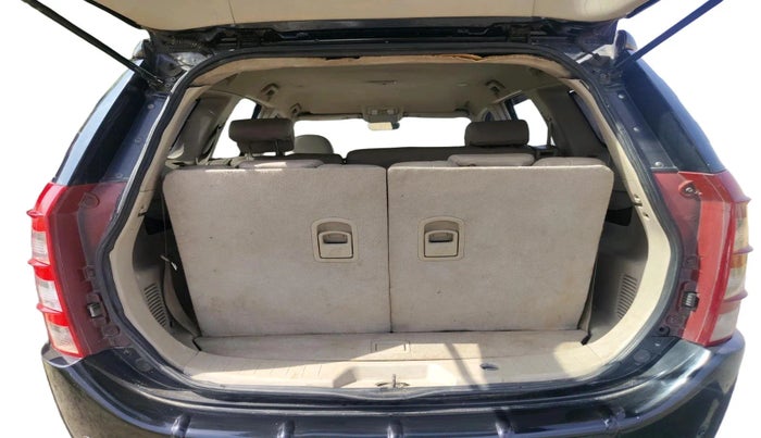 2016 Mahindra XUV500 W6 1.99, Diesel, Manual, 1,78,847 km, exterior