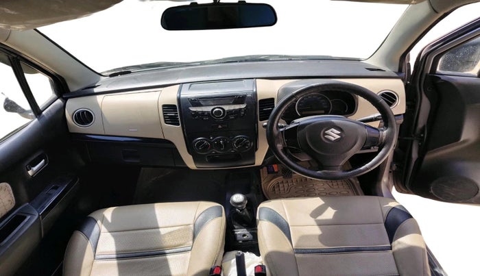 2018 Maruti Wagon R 1.0 VXI, CNG, Manual, 64,023 km, interior