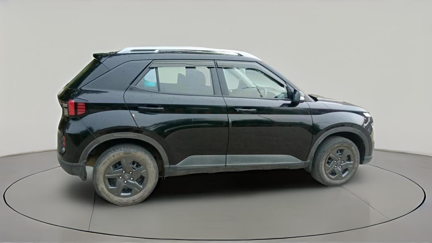 2023 Hyundai VENUE SX 1.2 PETROL, Petrol, Manual, 30,223 km, exterior