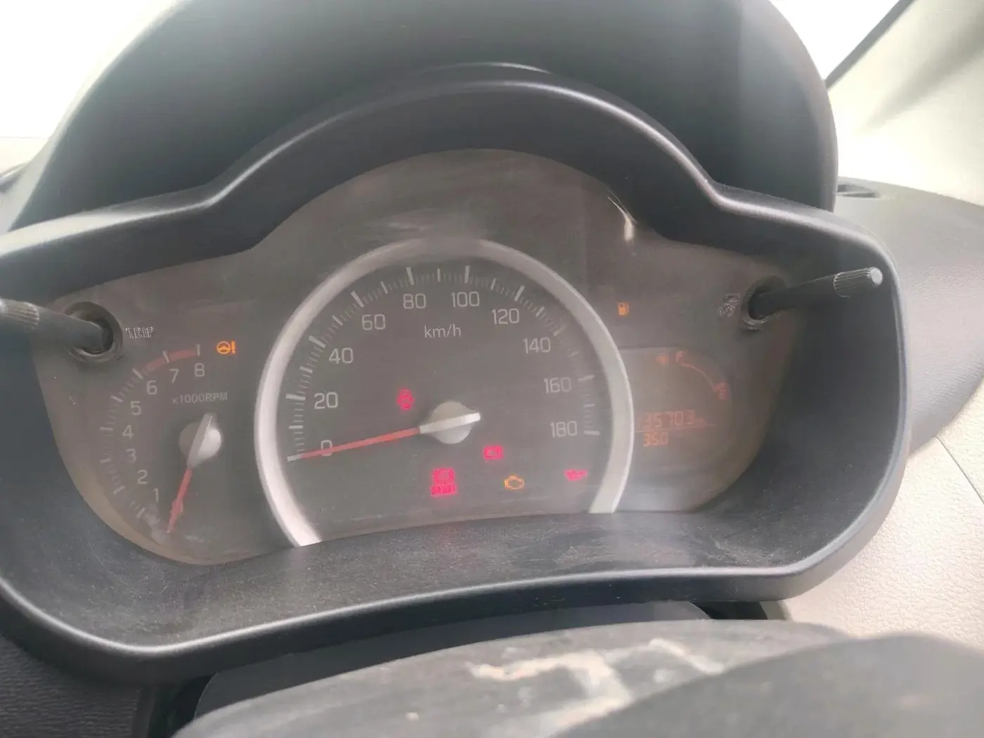 2014 Maruti Celerio ZXI, CNG, Manual, 1,36,000 km, interior