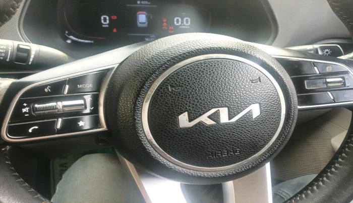 2022 KIA CARENS PRESTIGE 1.5 PETROL 7 STR, Petrol, Manual, 56,172 km, interior