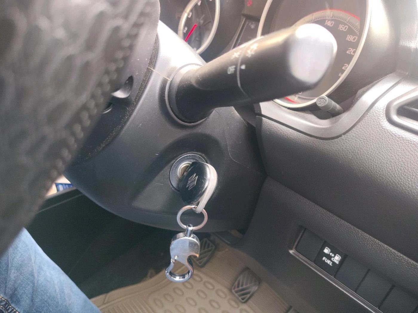 2022 Maruti Swift VXI CNG, CNG, Manual, 68,868 km, interior