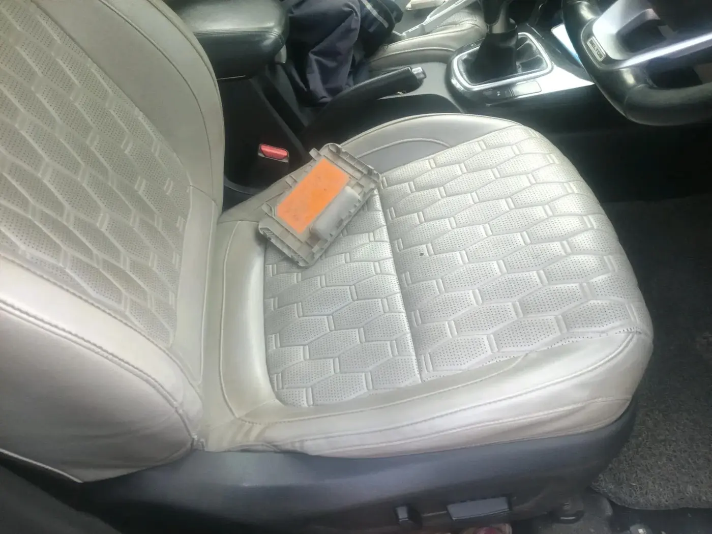 2019 KIA SELTOS HTX PLUS 1.5 DIESEL, Diesel, Manual, 2,24,530 km, interior
