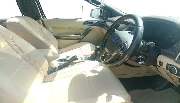 2016 Ford Endeavour TITANIUM 3.2 4X4 AT, Diesel, Automatic, 1,26,310 km, interior