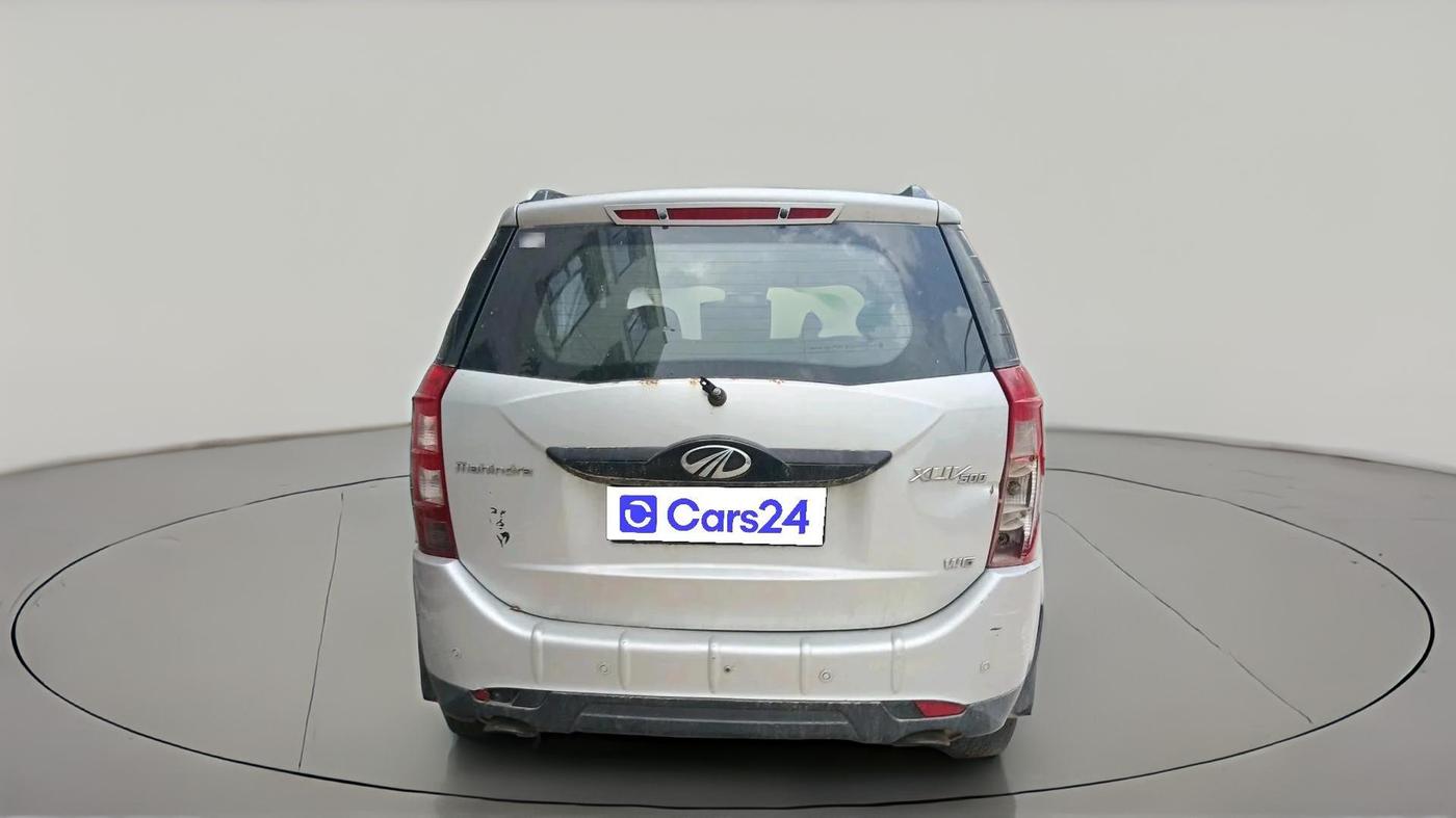 2016 Mahindra XUV500 W10 1.99, Diesel, Manual, 93,533 km, exterior