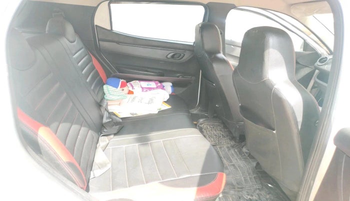 2018 Renault Kwid RXL, CNG, Manual, 66,146 km, interior